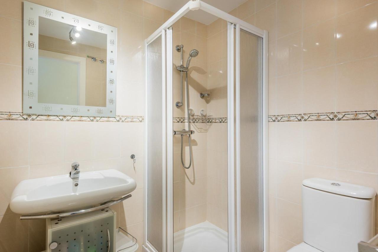Wonderful Apartment 5 Minutes Flat Walk To The Centre Of La Cala De Mijas Exteriör bild